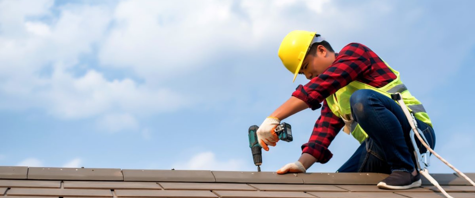Why You Should Hire a Roofing Company